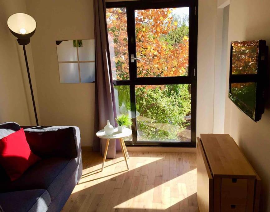 Ma Place Au Sud Aix Parking Aix-en-Provence Eksteriør billede